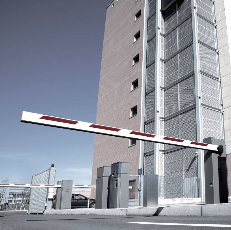 Barrières levantes automatiques