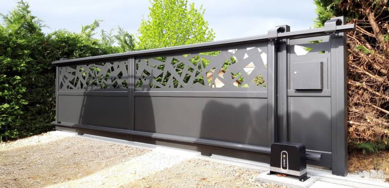 Acheter portail coulissant automatique à Nice 06