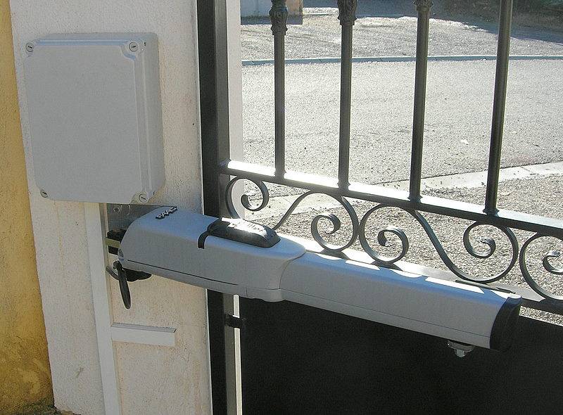 Moteur FAAC 413 pour portail battant - Valbonne