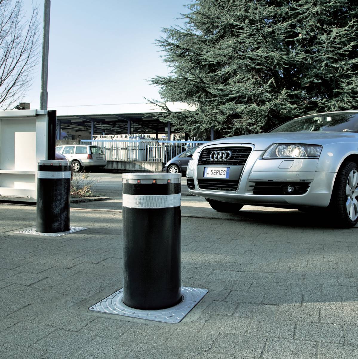 Azur Domotic spécialiste bornes escamotables 