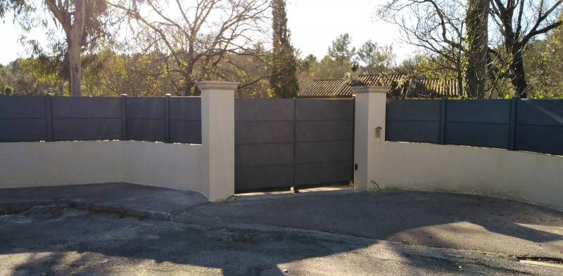 Pose de portails battants automatisés à Cannes 06