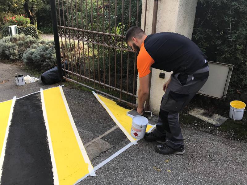 Installation de portails pour résidence en aluminium ou acier à Grasse 06