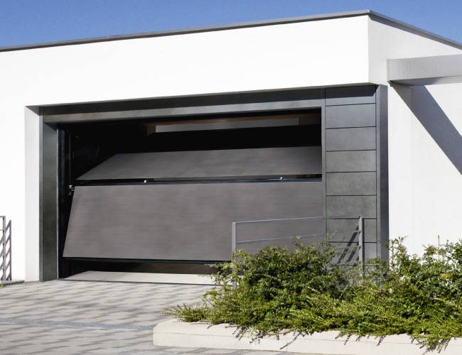 Pose porte de garage sur mesure Mandelieu-la-Napoule