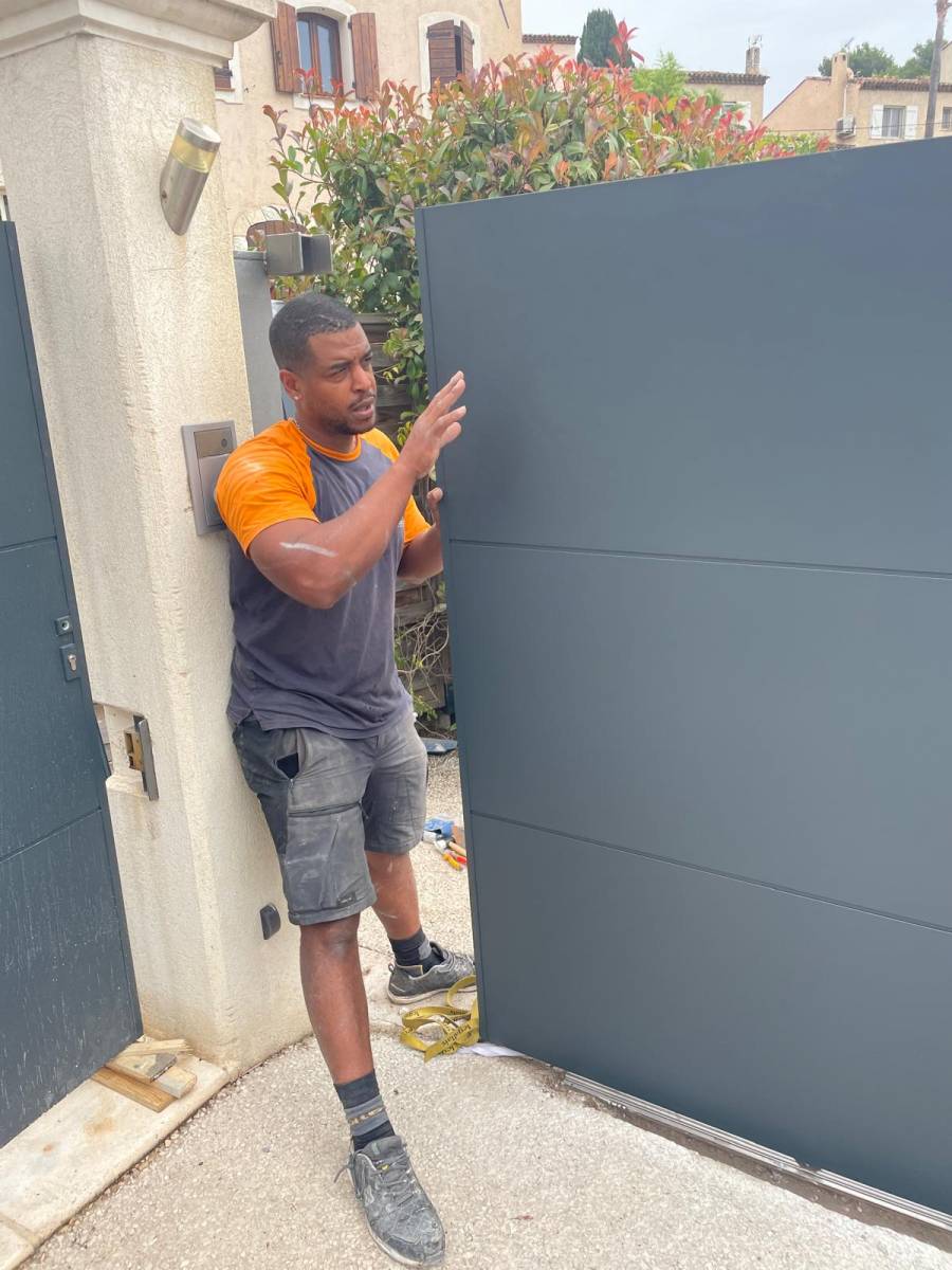 Bien installer un portail coulissant