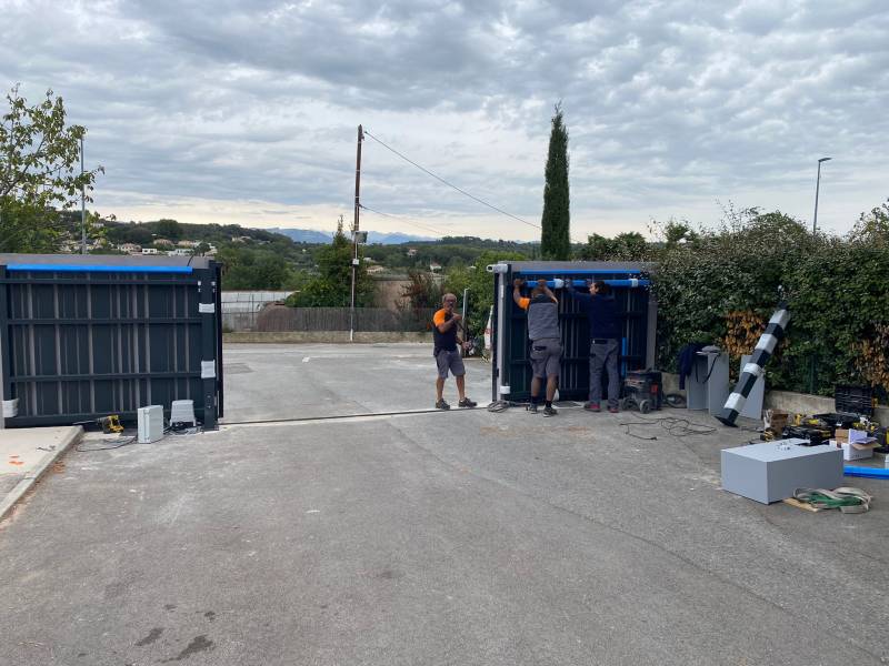 Installation portail aluminium 2