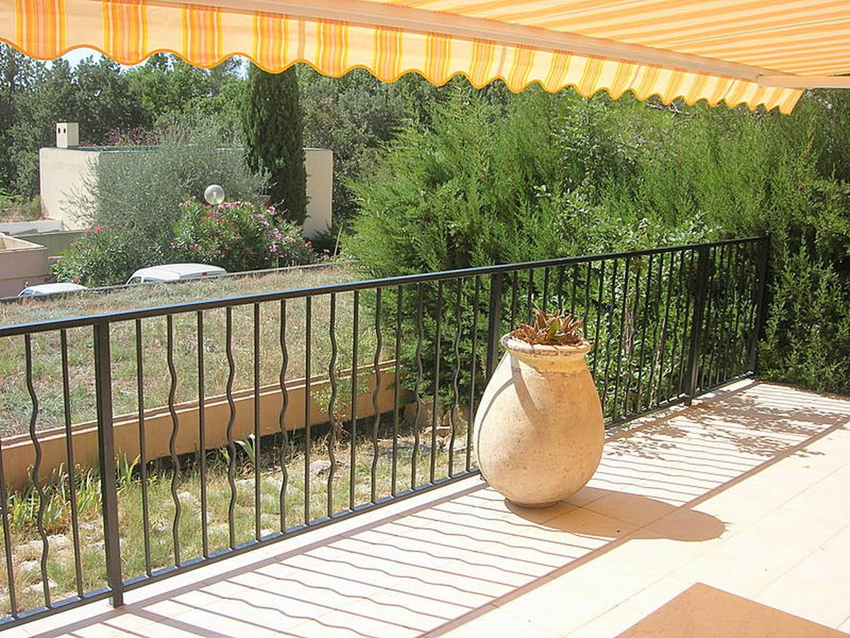 Store de terrasse pour maison à Mouans-Sartoux 06